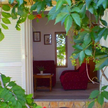 Happy 2Bedroom Apartments Gornji Karin Exterior foto