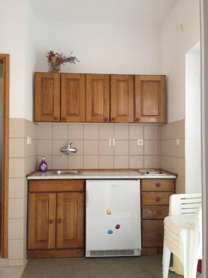 Happy 2Bedroom Apartments Gornji Karin Exterior foto