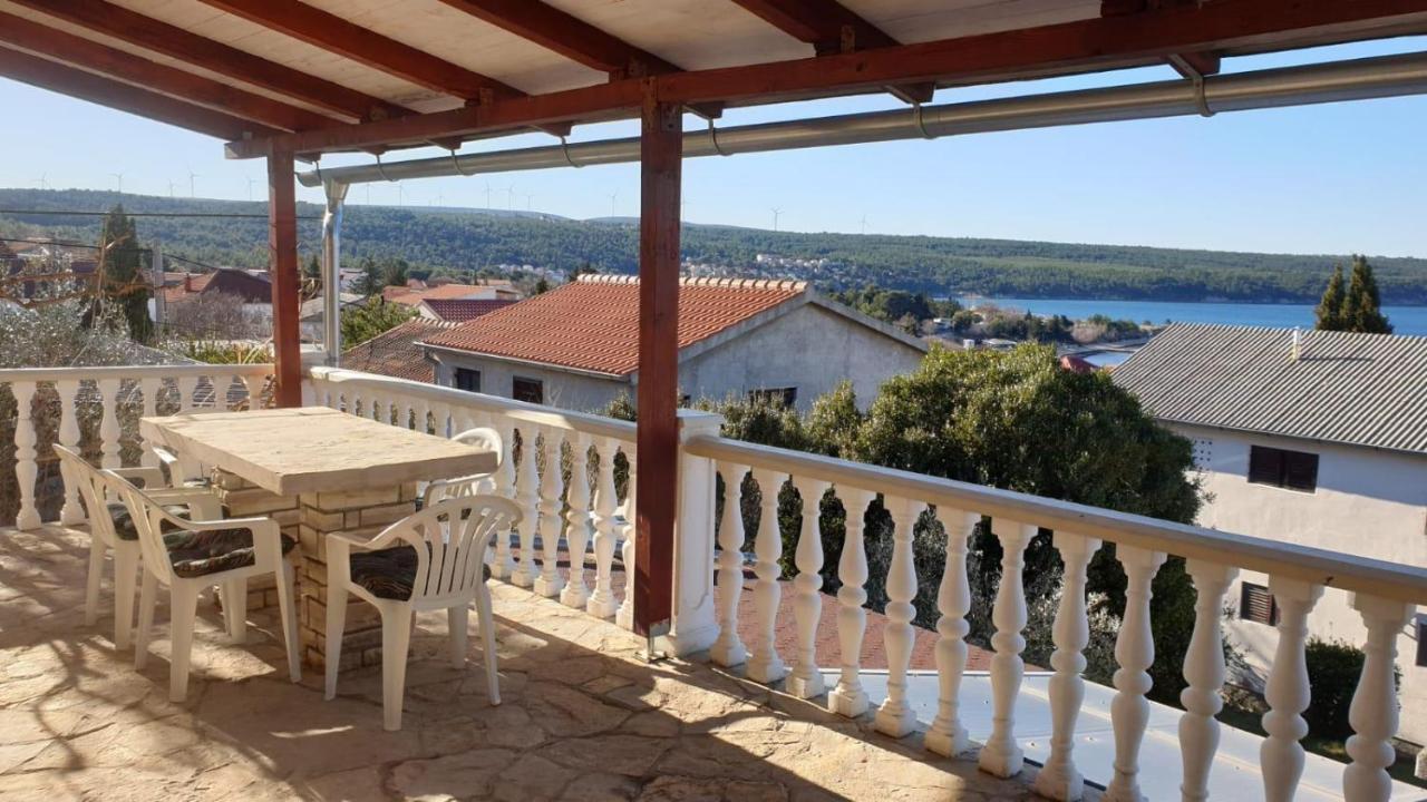 Happy 2Bedroom Apartments Gornji Karin Exterior foto